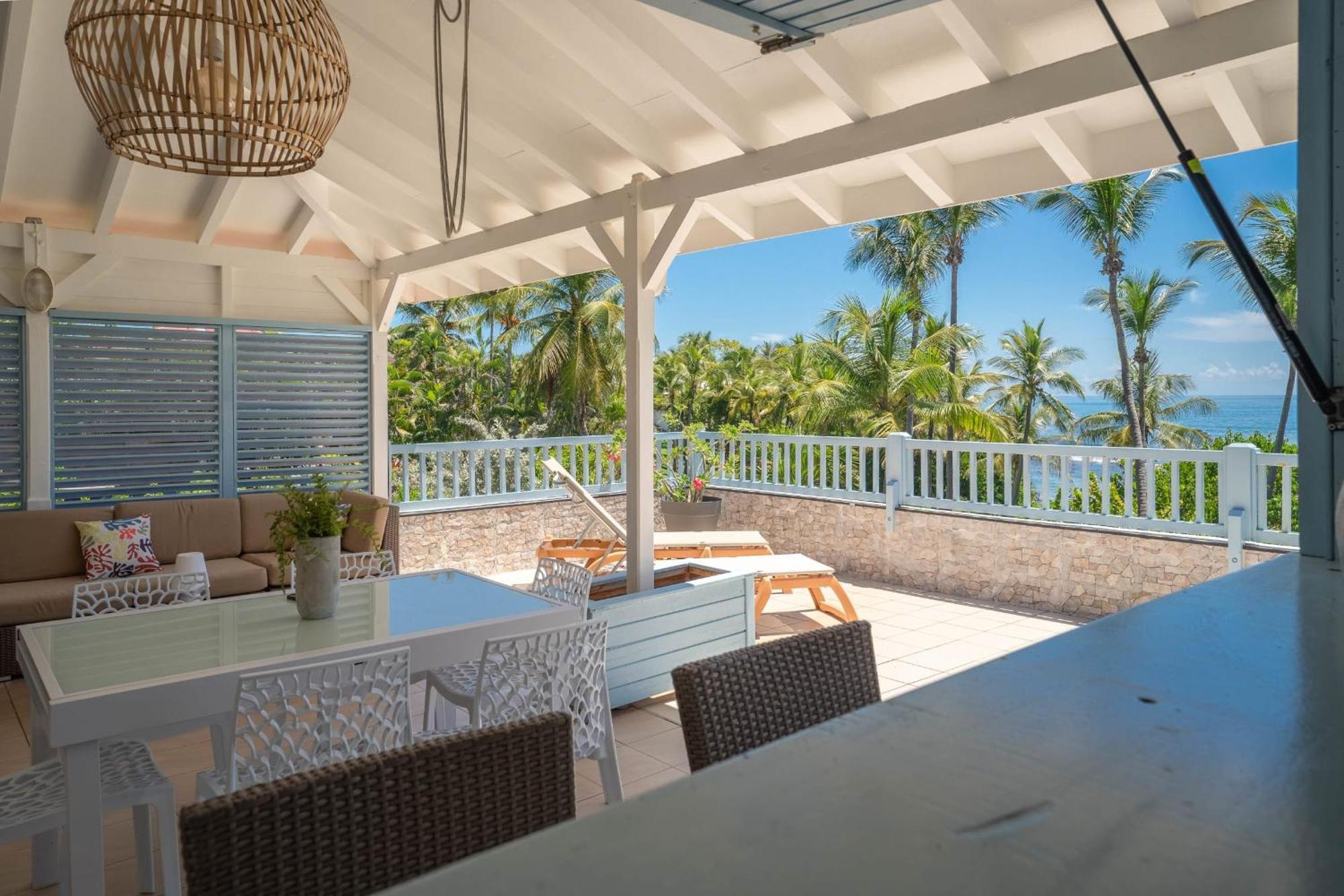 Blue Horizon Villa *